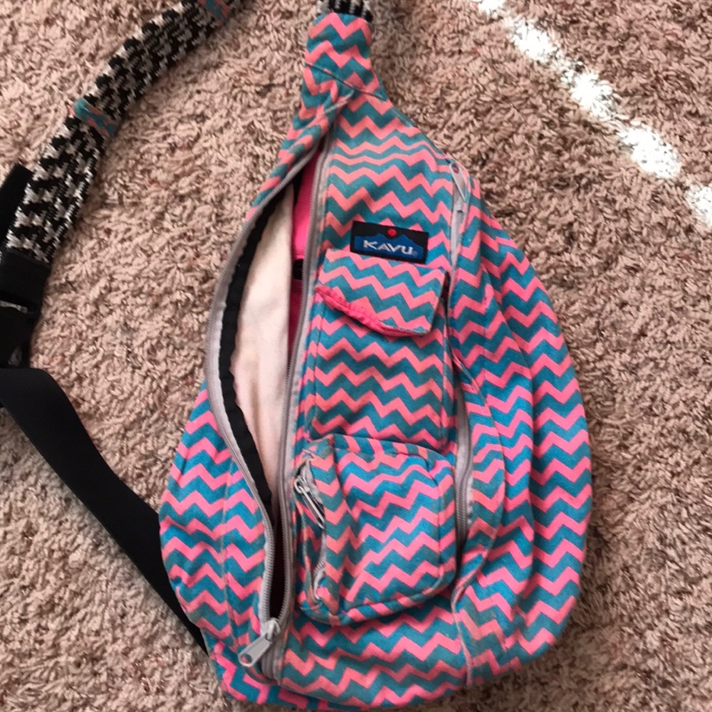 Kavu sling bag